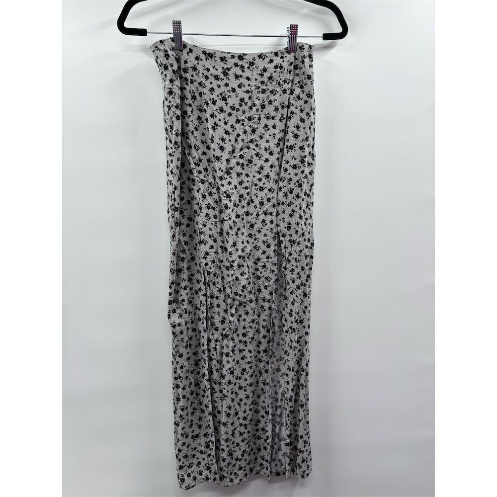 Forever 21 Women's M Gray Floral Maxi Skirt with Slits Casual Formal